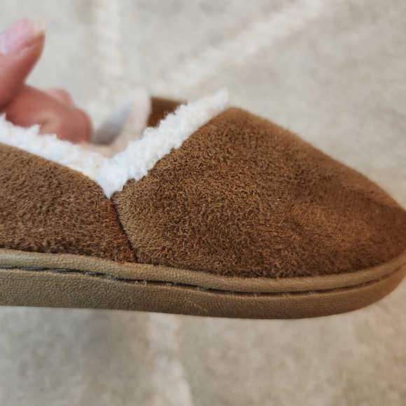 Cozy Brown Kids Toddler Slippers Size 5-6 - Picture 7 of 7